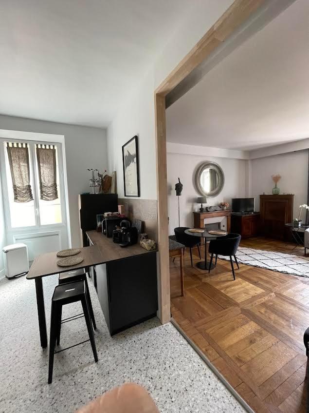 Appartement La Couronne סרלה-לה קנדה מראה חיצוני תמונה